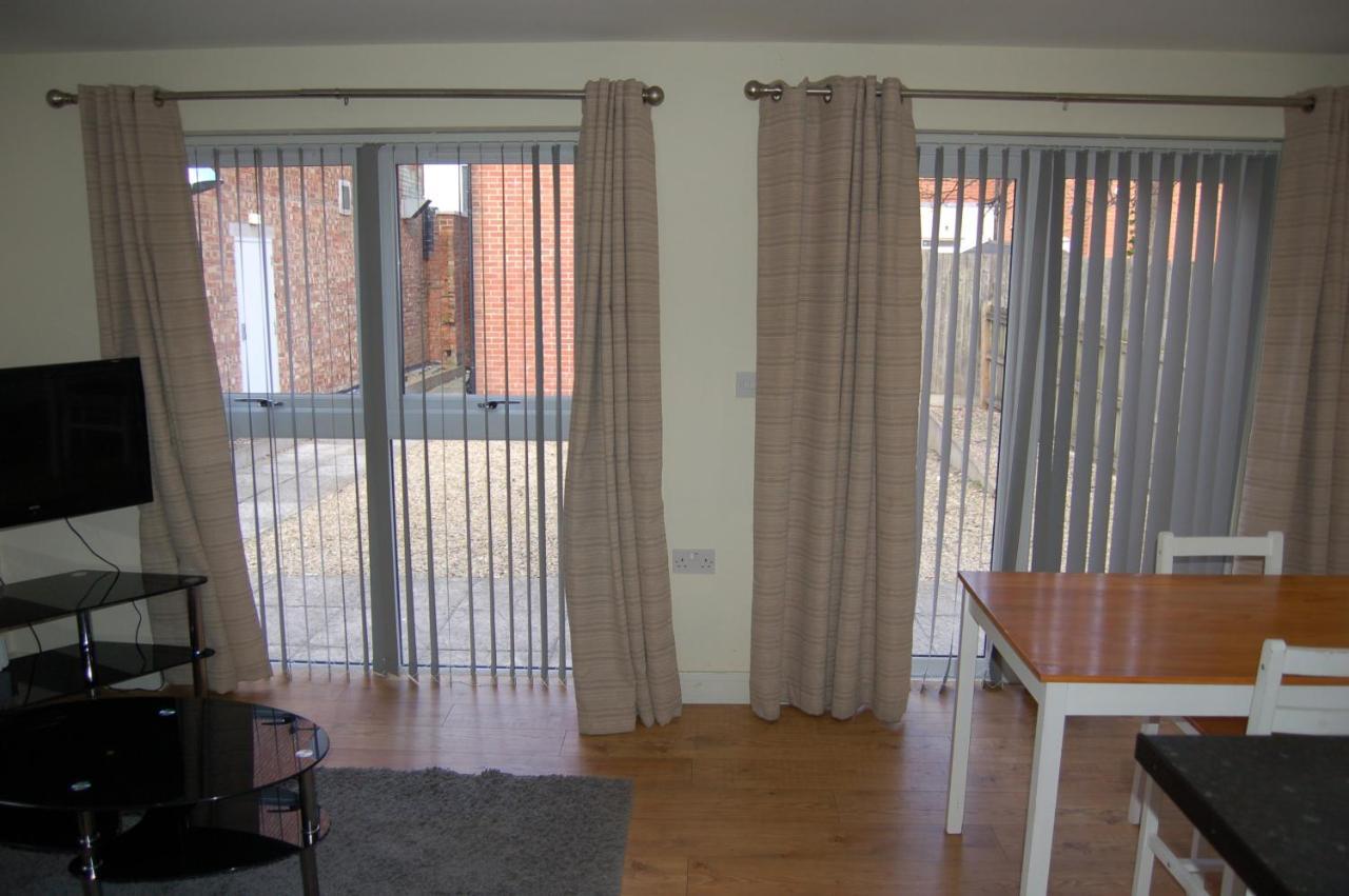 Saracens Courtyard By Swa Apartment Cheltenham Exterior foto